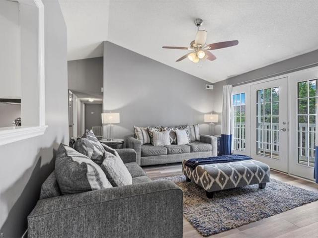 7117 W Friendly Avenue #H