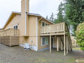 7117 40th St W, Unit 7, University Place, WA 98466 | MLS #2495