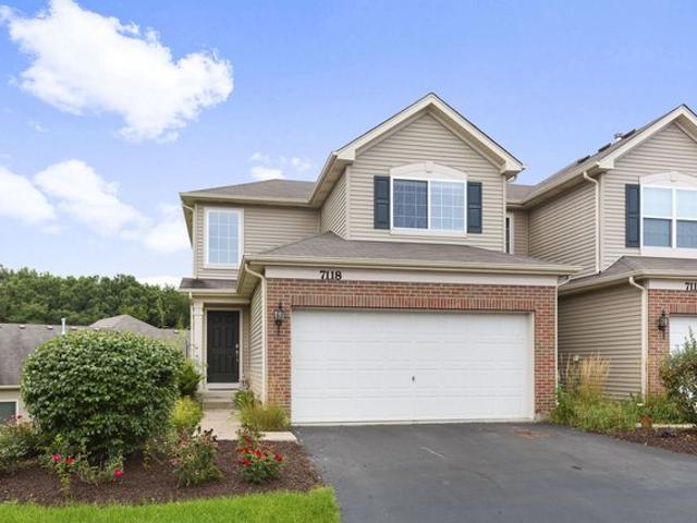 7118 Hidden Green Cir, Fox Lake, IL 60020