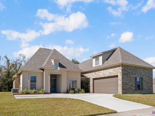 7119 Lakecrest Dr, Zachary, LA 70791 | MLS #BR2026010