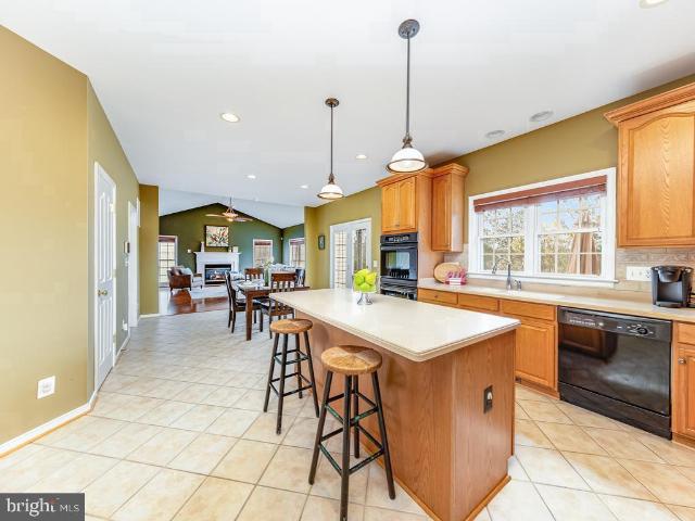 7110 crown jewels ct
