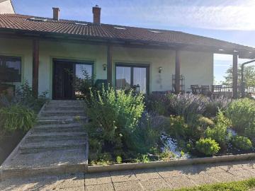 7111 Parndorf Großzügiges 6 Zi. Einfamilienhaus in Parndorf mit schönem Garten zu mieten!