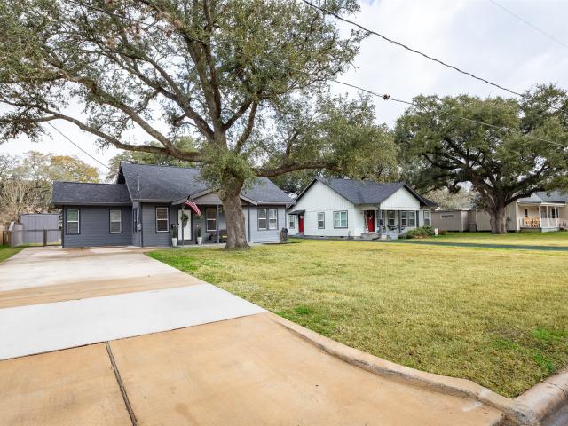 711 4th Street
