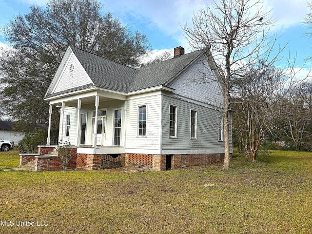 711 College Street