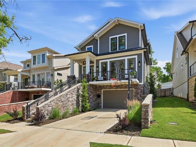 711 Corbin Terrace