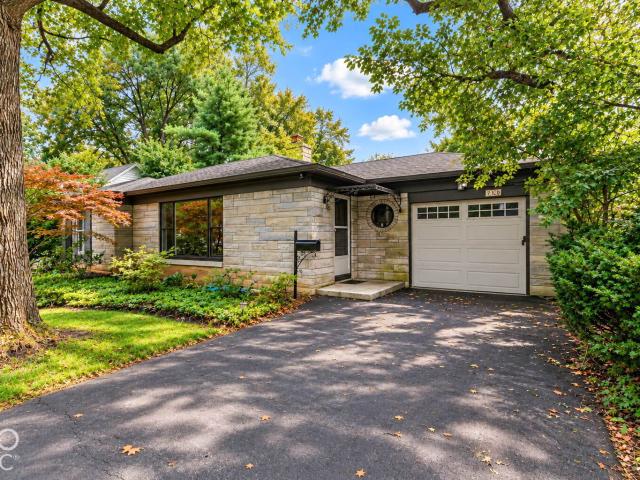 711 E 70th Place