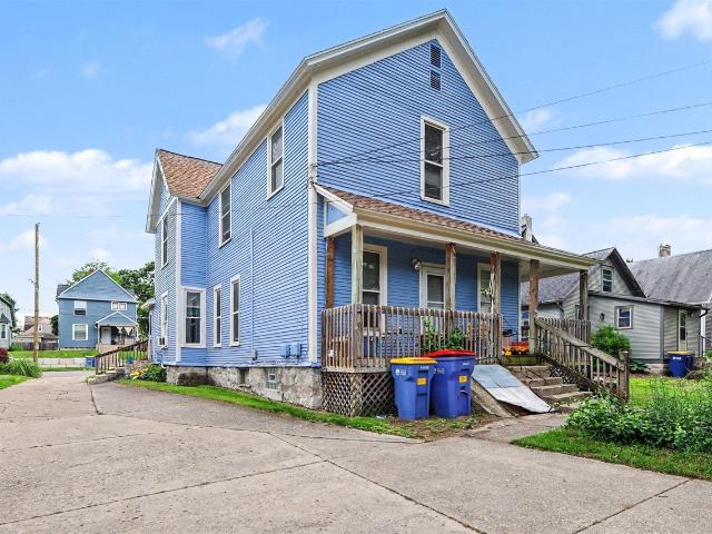 711 Paris Avenue