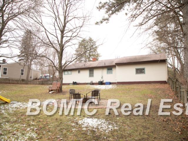 711 W Gilford Road
