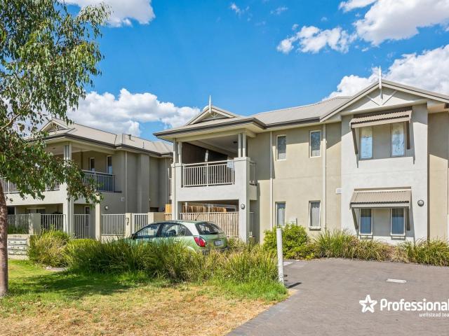 7/124 First AvenueBassendean WA 6054, Australia