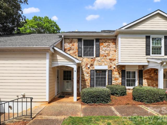 7124 Quail Meadow Ln, Charlotte, NC 28210 | MLS #4360
