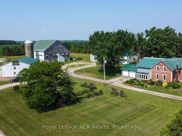 7120 Sixth Line, Centre Wellington, ON, N0B 1J0 Luxury House for sale | Listing ID X13635 | Royal LePage Carriage Trade Luxury Properties