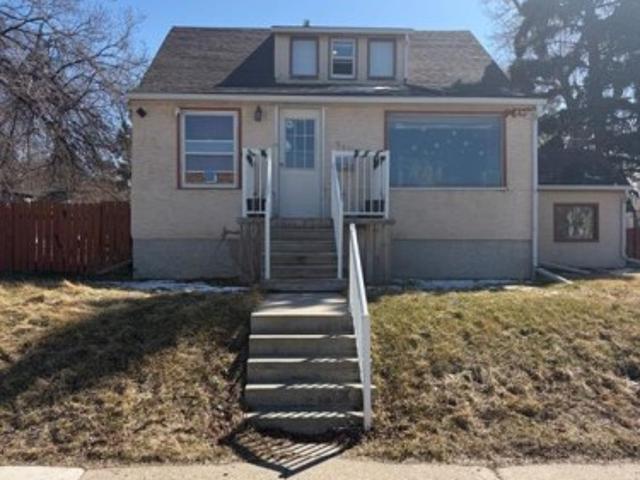 712 9 Avenue South, Lethbridge, AB, T1J 1T5 house for sale | Listing ID A2300 | Royal LePage