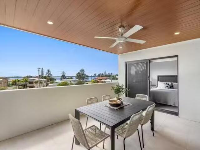 7/12 Anning Avenue, Golden Beach, QLD 4551