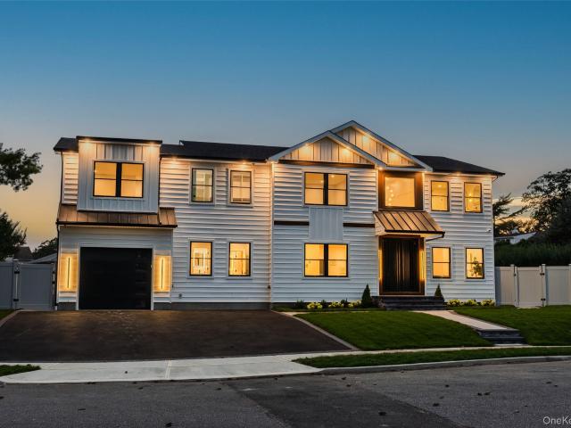712 Bach Court