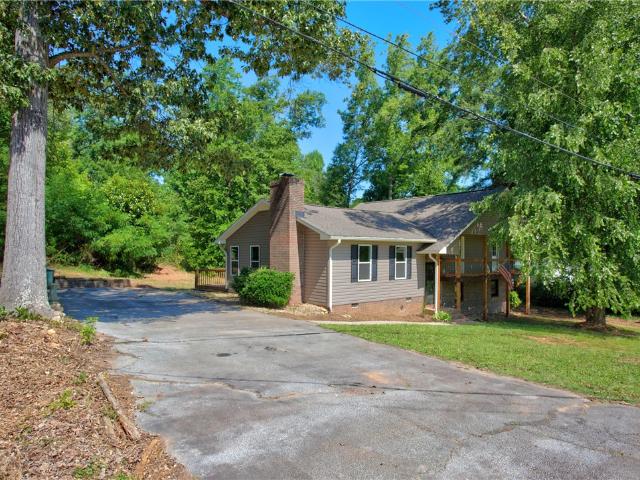 712 Beech Drive