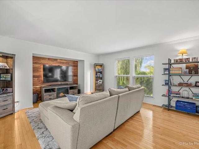 712 Brighton Circle