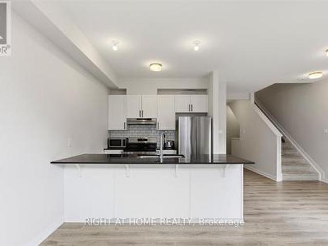 712 Haflinger Row, Ottawa, ON, K0A 2Z0 house for lease | Listing ID X13468 | Royal LePage