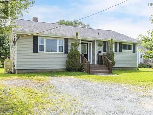 712 Old Sambro Road, Halifax, NS, B3V 1A2 house for sale | Listing ID 202619 | Royal LePage