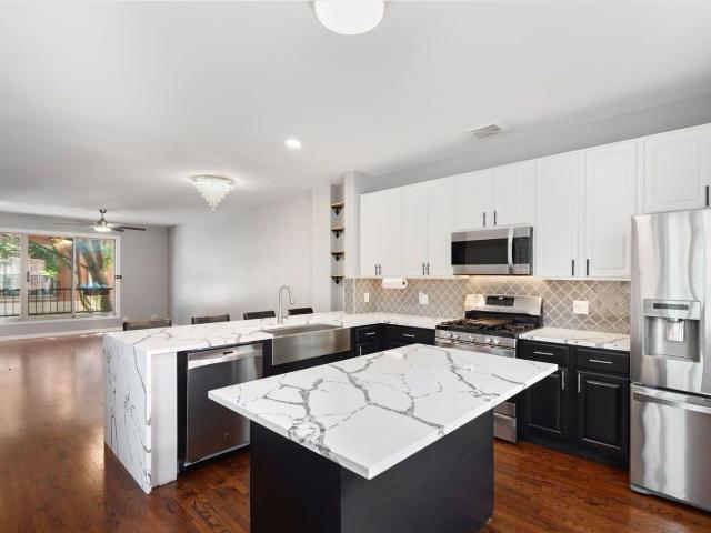 712 S Western Avenue Unit A, Chicago, US, IL