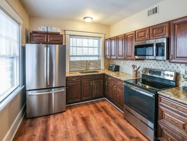 712 S Aiken Ave, Pittsburgh, PA 15232 | MLS #1746
