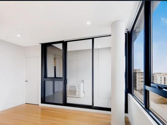 712 Station Street, Melbourne