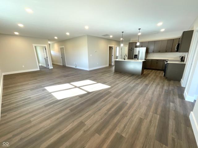 712 White Oak Road