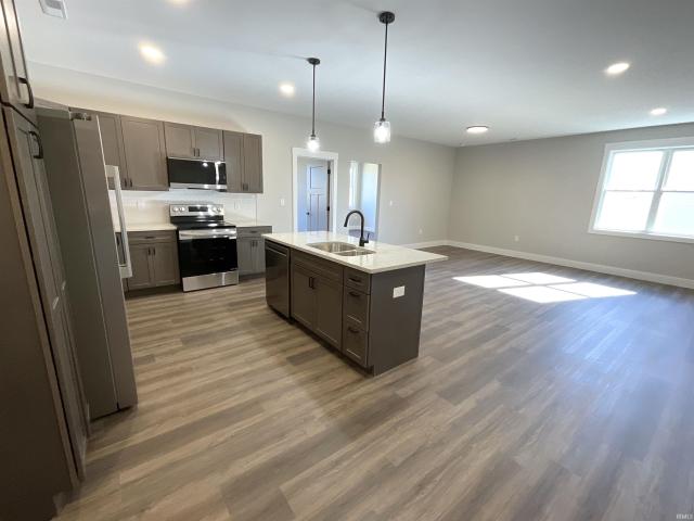 712 White Oak Road