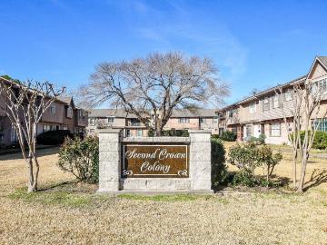 7136 Crownwest St, Unit 7136, Houston, TX 77072 | MLS #23350