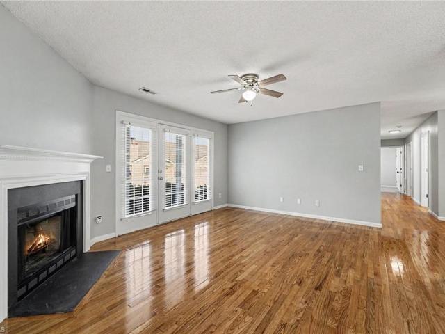 7137 Friendly Avenue #C