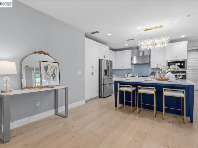 7138 Calistoga Ln