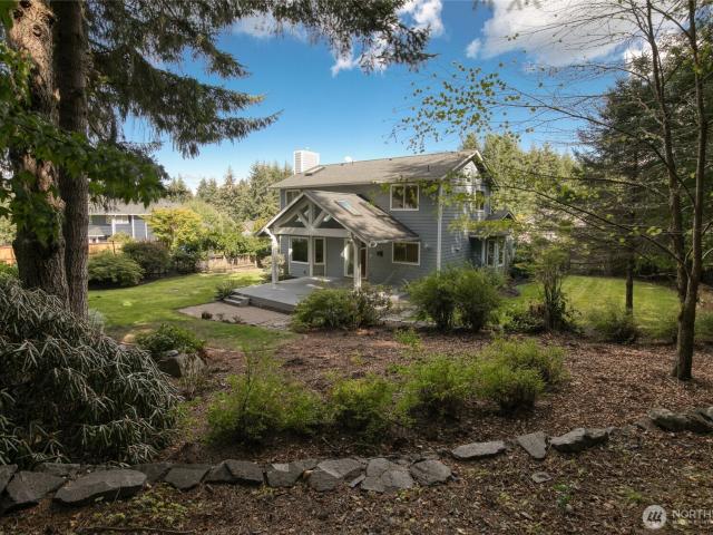 7139 Deerfield Park Drive NE
