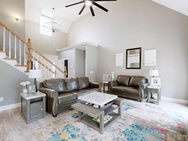 7132 Cloverdale Way