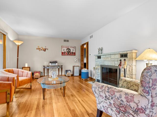 713 coolidge place