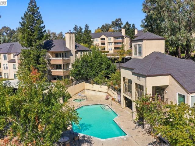 713 Canonbury Way 398