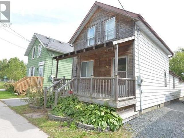 713 Chamberlain Street, Peterborough, ON, K9J 4M2 house for sale | Listing ID X13808 | Royal LePage