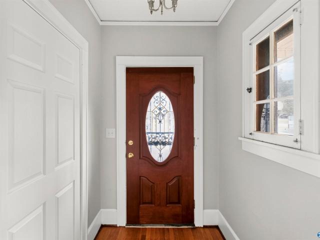 713 Blount Avenue