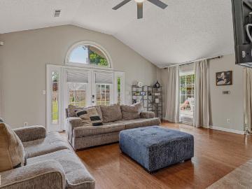 713 Golf Links Drive