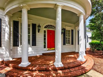 713 Greenwood Lane