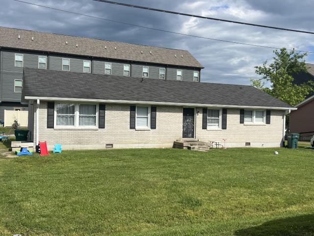 713 Kent Dr