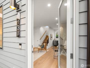 713 N 70th St, Seattle, WA 98103 | MLS #2520