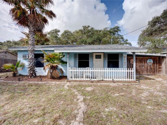 713 N Kossuth St, Rockport, TX 78382 | MLS #472764