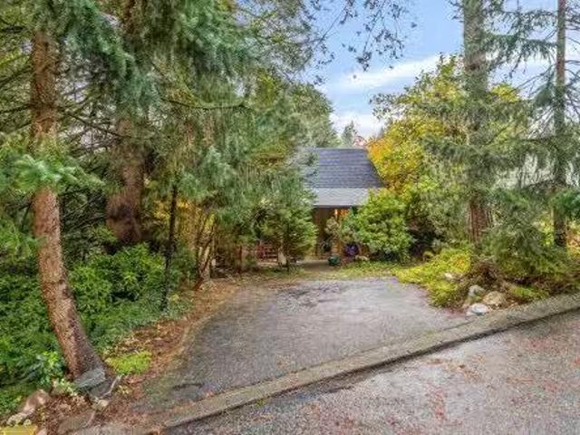 713 St. James Road E, North Vancouver, BC, V7K 1G9 house for.