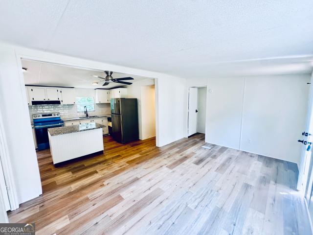 713 Woods Road