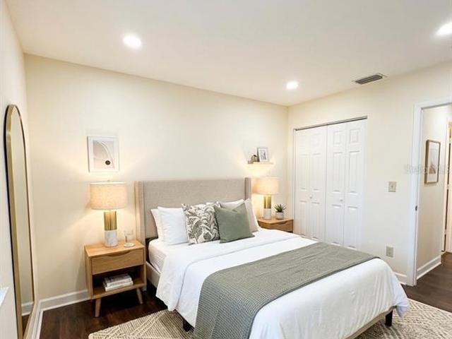 7143 E Bank Dr, Unit 7143, Tampa, FL 33617 | MLS #TB8503