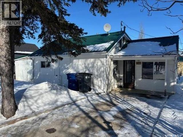 714 1St Street, Kipling, SK, S0G 2S0 house for sale | Listing ID SK029620 | Royal LePage