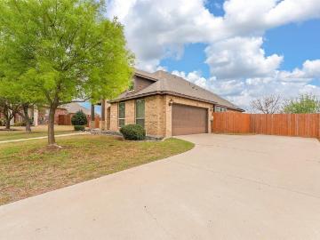 714 Green Leaf Drive
