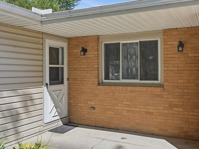 714 W Darrell Drive
