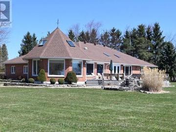 7154 Talbot Trail, Chatham Kent Blenheim, ON, N0P 1A0 house for sale | Listing ID X13083 | Royal LePage