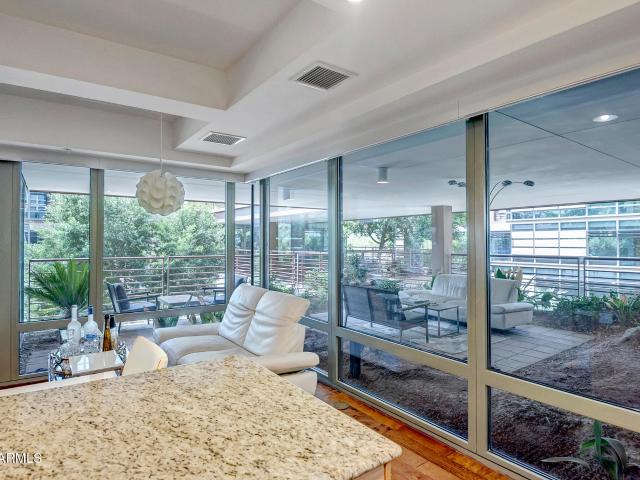 7151 e rancho vista drive # 3005