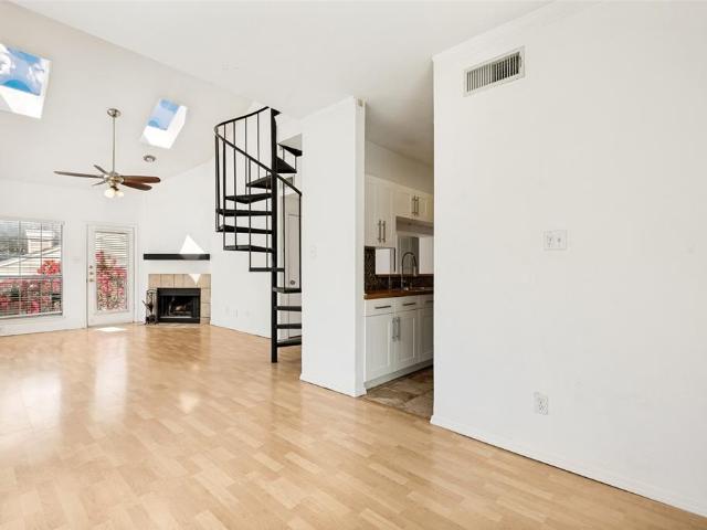 7151 Gaston Avenue # 902